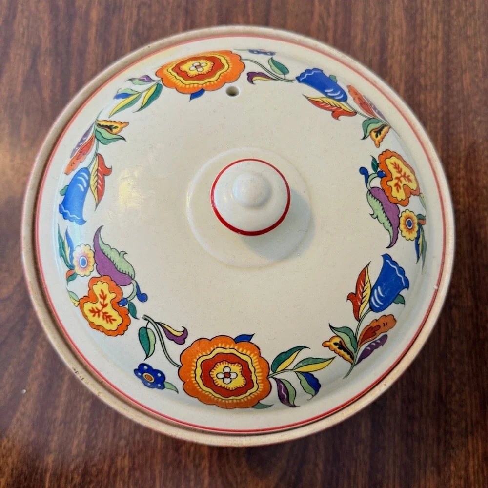Vintage Halls Pottery 2‎ Qt Round Covered Casserole w Lid Fantasy Flower Pattern